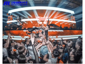 廣東惠州***酒吧舞臺燈光設計
